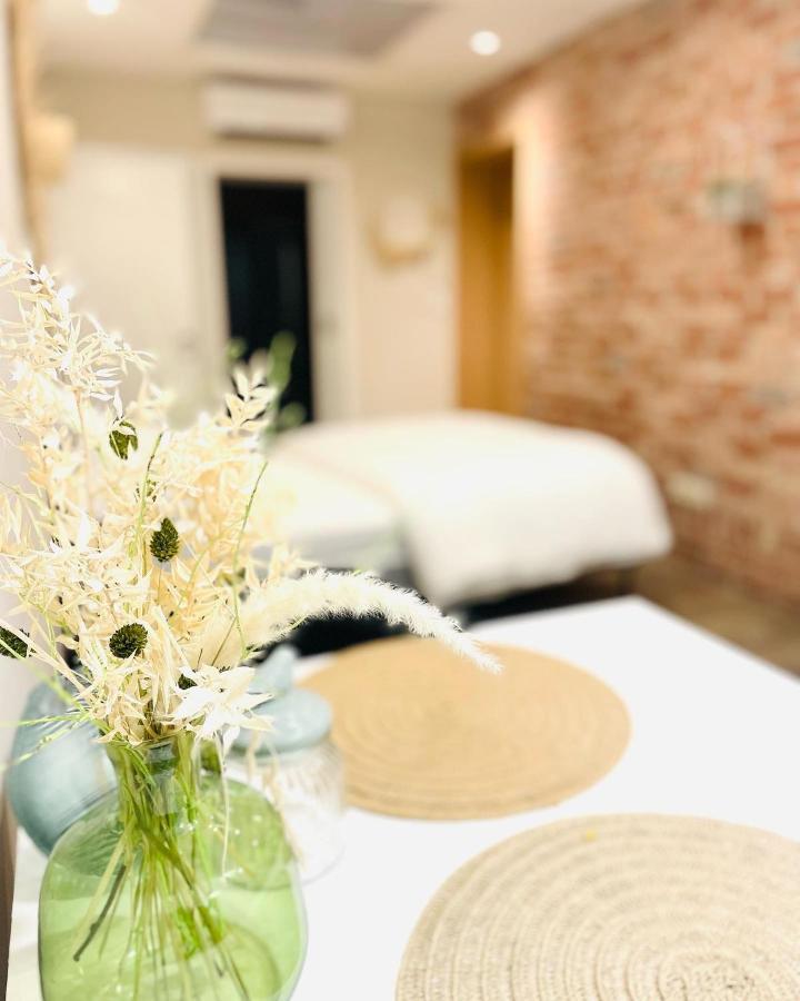 Bed and Breakfast La Petite Halte Comines-Warneton Exterior foto